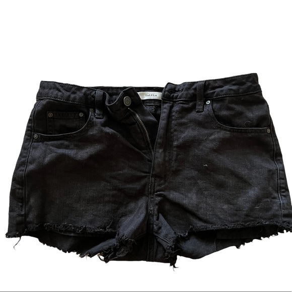 Aritzia Talula black cut off high waisted shorts size 28 - Picture 2 of 4